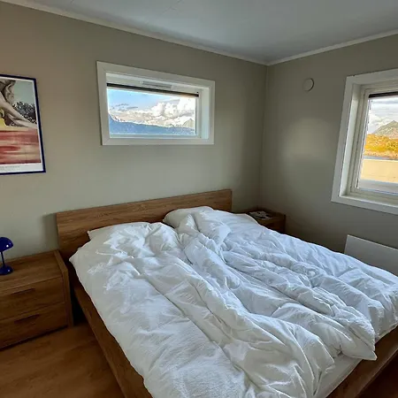 Idyllisk Enebolig! Svolvær