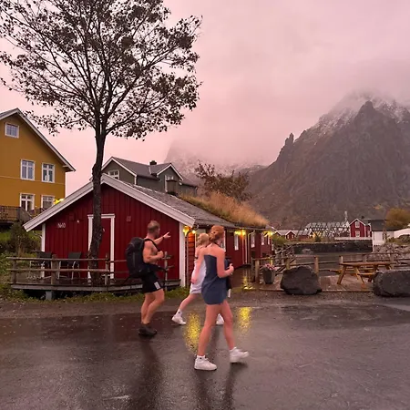 Villaer Idyllisk Enebolig!